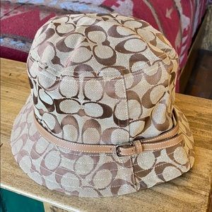 Coach hat